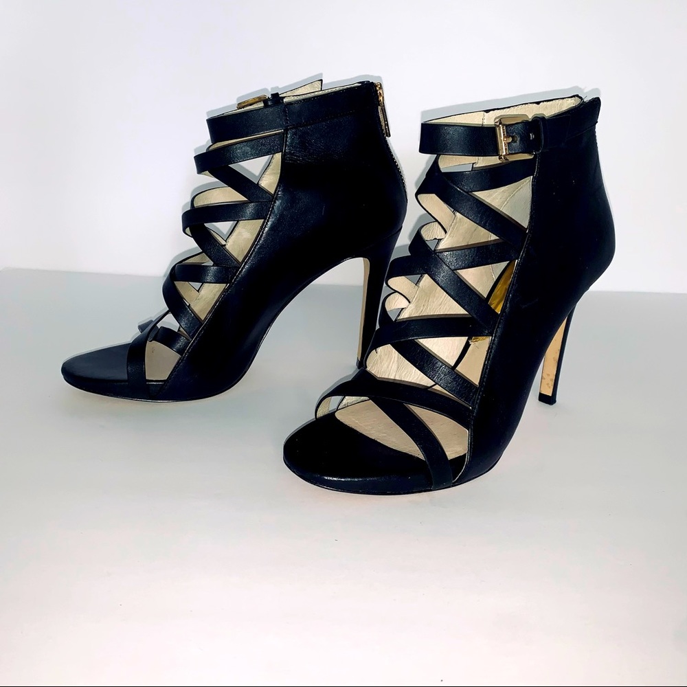 MICHAEL KORS BLACK LEATHER ANKLE BOOTIE OPEN TOW STRAPPY BLACK 4” HEELS-SIZE 8.5